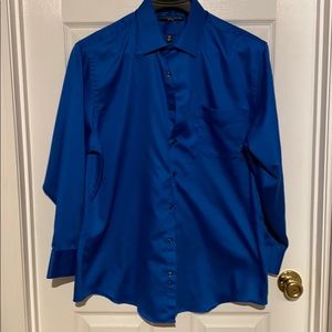 Men’s dress button down shirt
